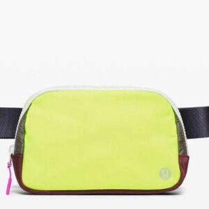 Lululemon everywhere belt bag 1L